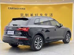 Audi Q5L 40 TFSI Luxury Dynamic - фото 4