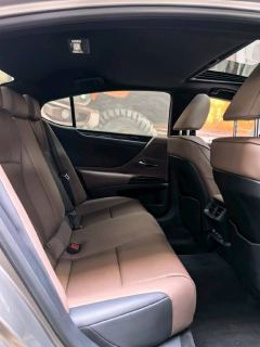 Lexus ES 200 Excellence Edition - photo 8
