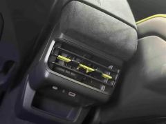 Lynk & Co 03 2.0T Automatic four-wheel drive version 5-seater - photo 10