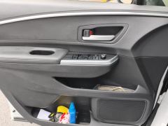 Toyota Sienna 2.5L Hybrid Prestige Edition - photo 12