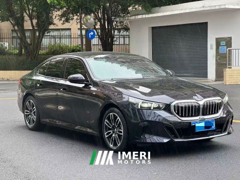 2024 BMW 5 Series 525Li M Sport Package