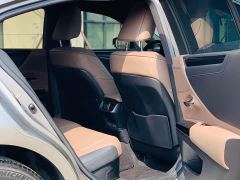 Lexus ES 300h Excellence Edition - фото 20
