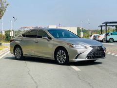 Lexus ES 300h Excellence Edition - фото 3