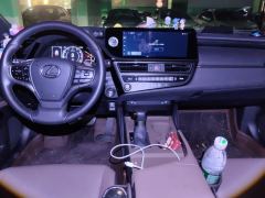 Lexus ES 200 Excellence Edition - фото 16