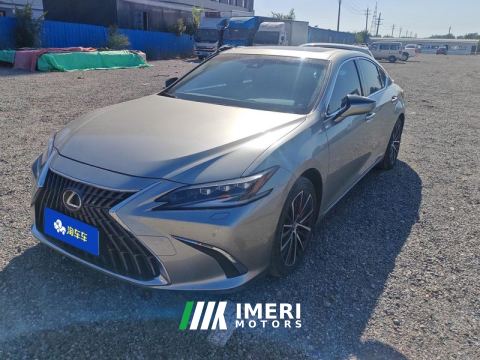 2022 Lexus ES 300h Premium Edition - автомобиль из Китая