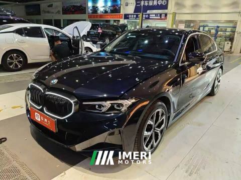 2024 BMW i3 eDrive 40 L Midnight Edition Package