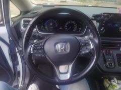 Honda Elysion e:HEV 2.0L Luxury Edition - ფოტო 18