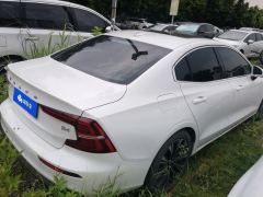 Volvo S60 B4 Smart Luxury Edition - фото 2