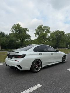 BMW 3 Series 3 Model2 330i M - фото 9