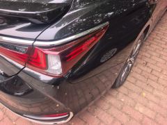 Lexus ES 300h Excellence Edition - фото 5