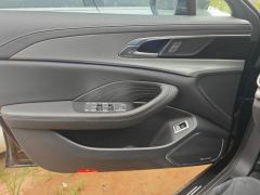 Hongqi H5 2.0T Automatic Smart Connected Flagship Comfort Edition - фото 12