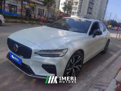 2025 Volvo S60 B4 Smart Remote Sport Edition - автомобиль из Китая