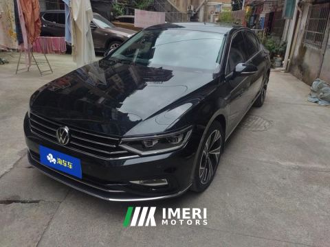 2021 Volkswagen Magotan 330TSI 30th Anniversary Edition - автомобиль из Китая