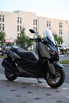 Yamaha XMAX 300 cc - ფოტო 9