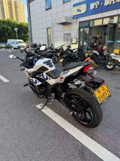 Haojue Suzuki GSX250R - ფოტო 9