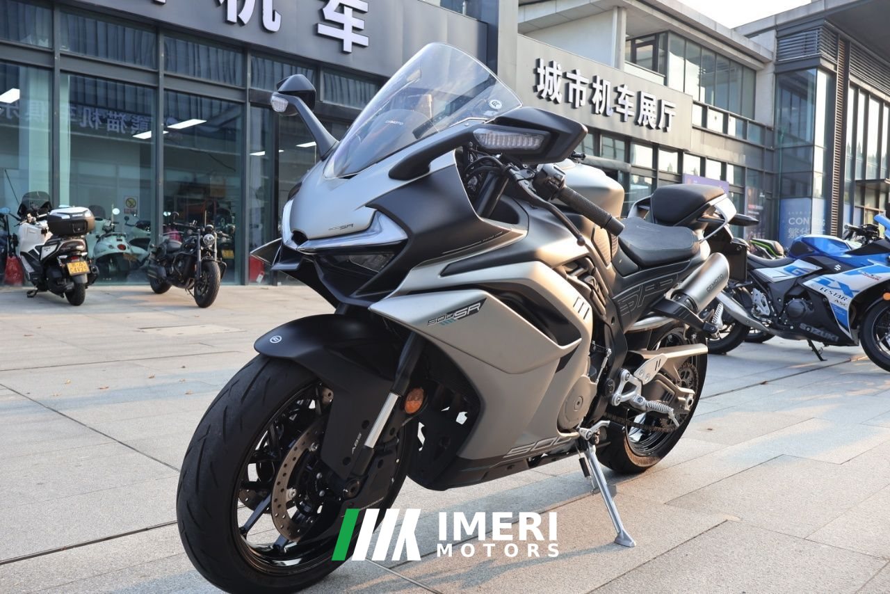 2026 CFMOTO 500SR