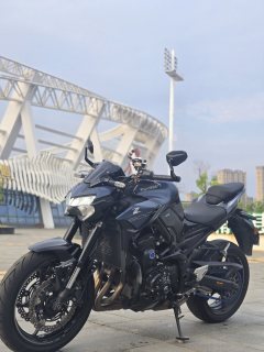 Kawasaki Z900 950 cc - ფოტო 8
