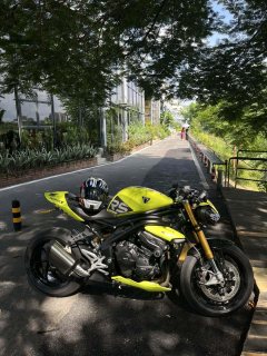 Triumph Speed Triple 1200 - ფოტო 1