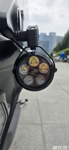 QJMOTOR Hong 350 - ფოტო 2