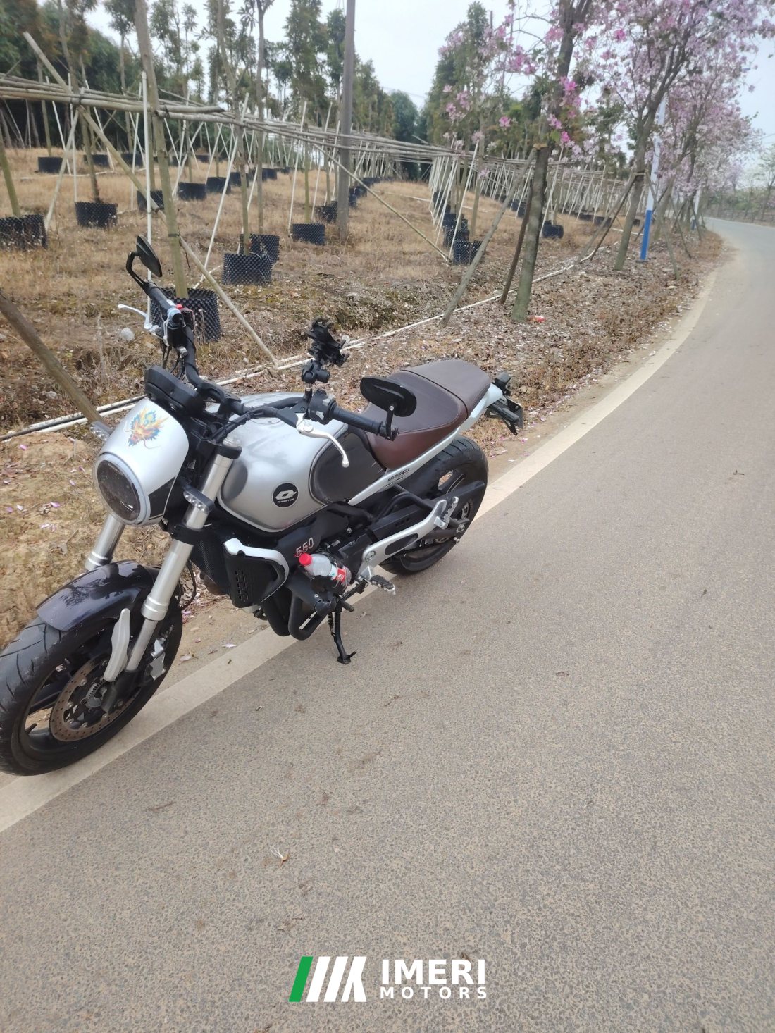 QJMOTOR Escape 550 - მოტოციკლი ჩინეთიდან