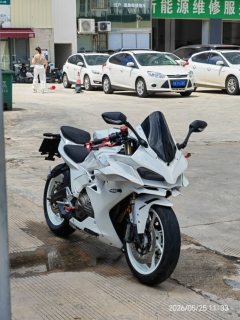 QJMOTOR Roewe i5 550 / Sai 550 *(Context-dependent, usually referring to the motorcycle "Sai 550" or Roewe car v - photo 3