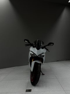 Ducati SuperSport 950 cc - ფოტო 2