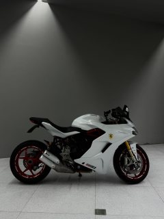Ducati SuperSport 950 cc - ფოტო 4
