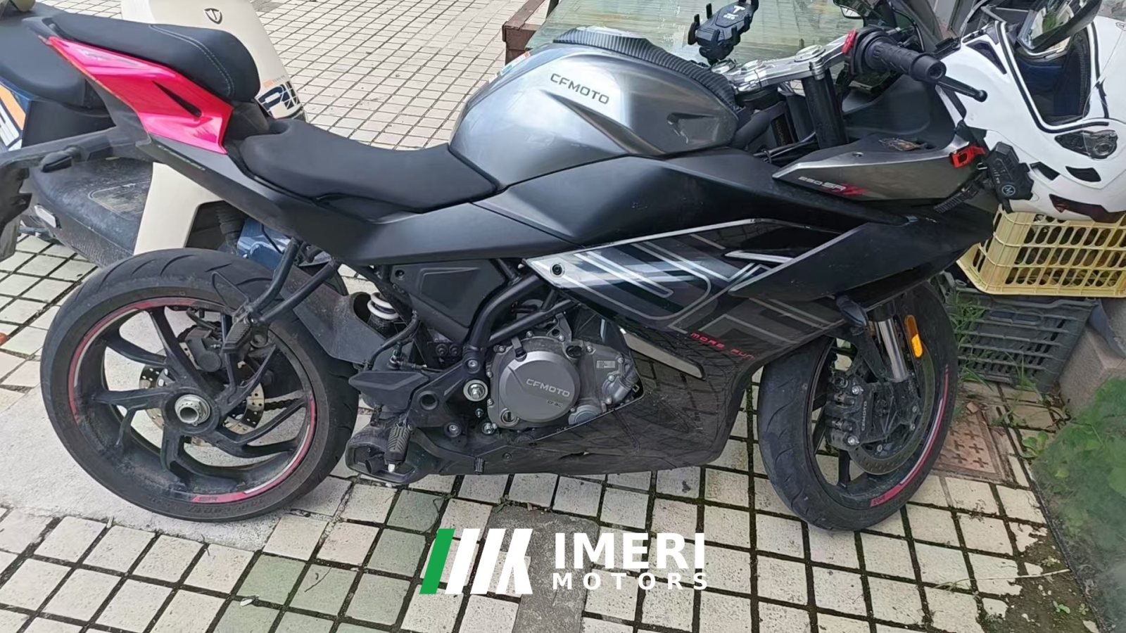 2025 CFMOTO 250SR