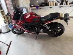 Honda CBR650R - фото 1