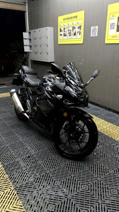 Haojue Suzuki GSX250R - ფოტო 1