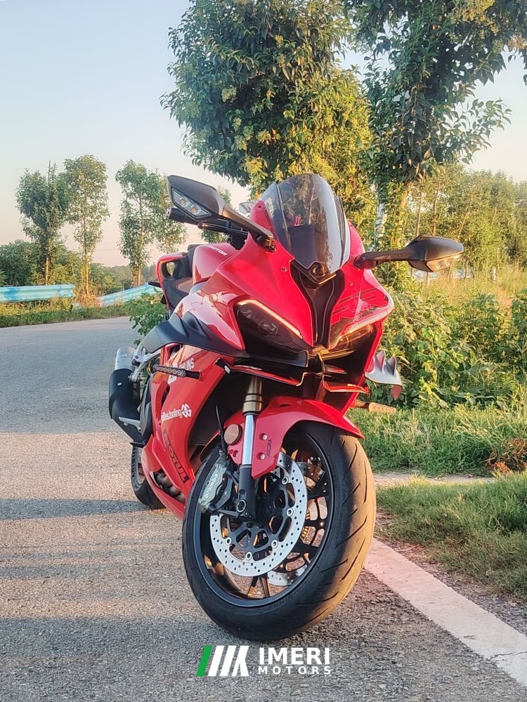 QJMOTOR Race 800 - motorcycle from China