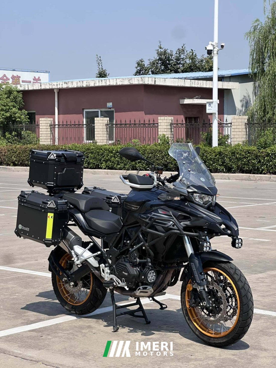 Benelli TRK552 550 cc - მოტოციკლი ჩინეთიდან