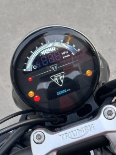 Triumph Trident 660 - ფოტო 4