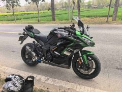 Kawasaki Ninja 1000SX - ფოტო 1