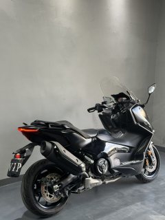 Yamaha TMAX 560 cc - ფოტო 3
