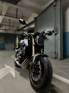 Honda CB650R - photo 1
