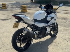 Kawasaki Ninja 400 - ფოტო 2