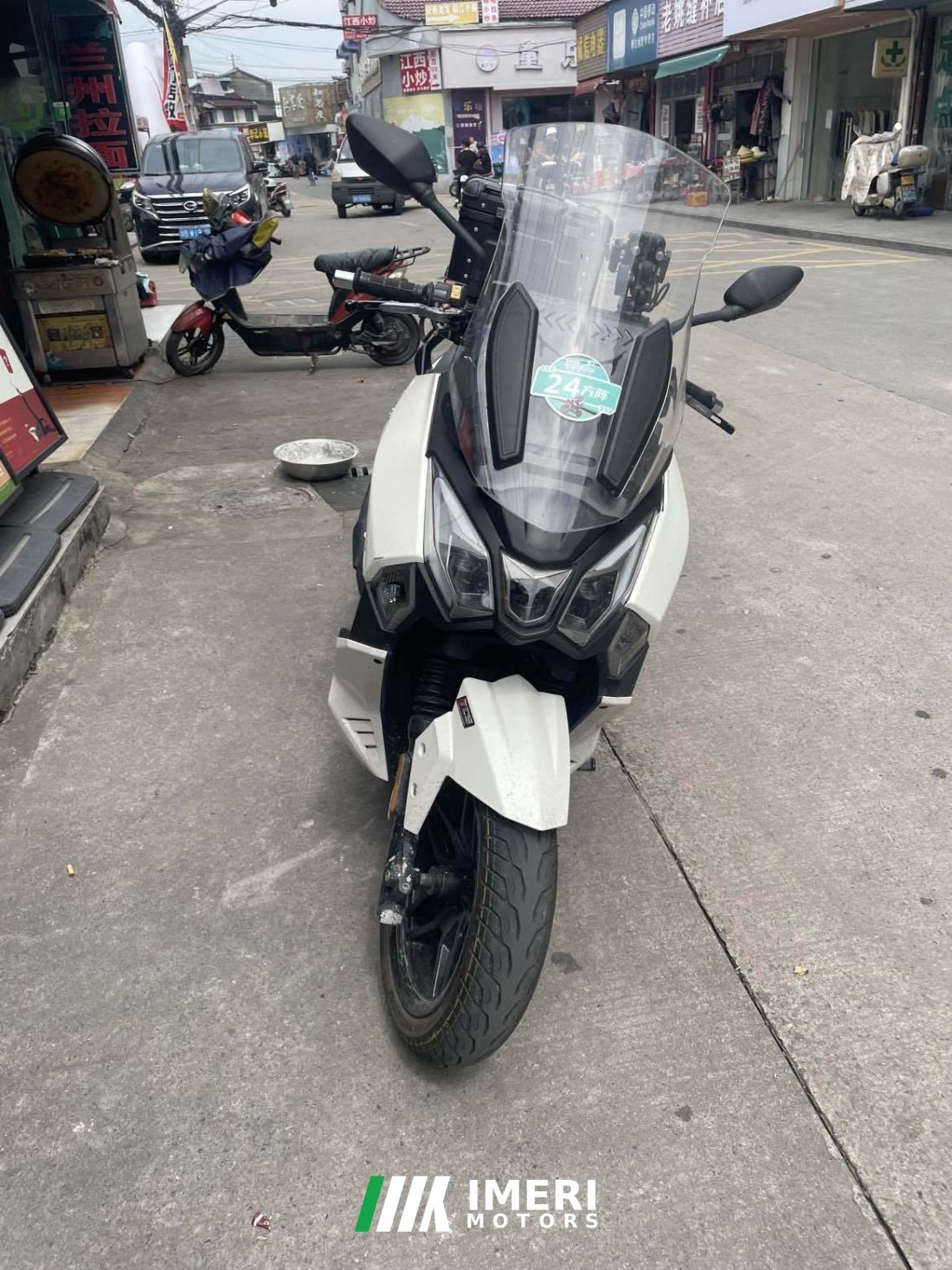 SYM Joymax F 300 - მოტოციკლი ჩინეთიდან