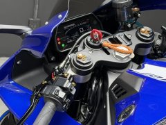 Yamaha YZF-R1 1000 cc - ფოტო 8