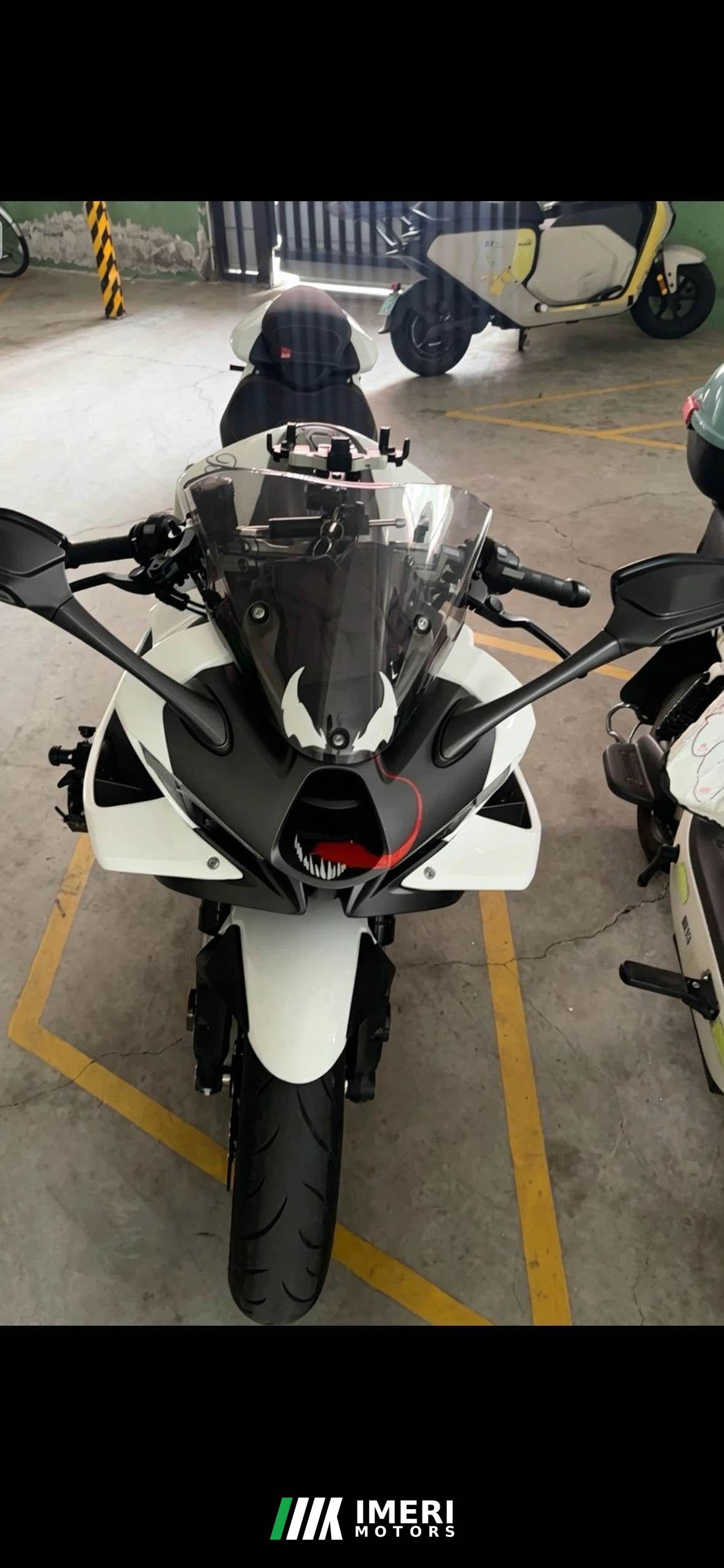 2025 Voge RR500S