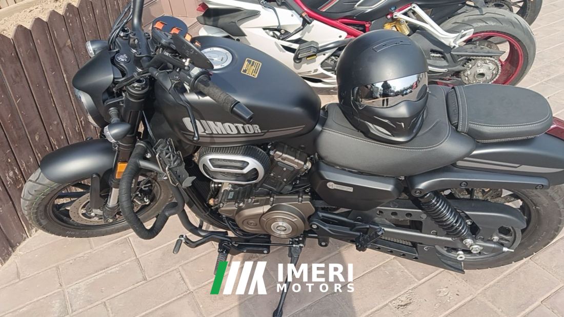 QJMOTOR Flash 250 - motorcycle from China