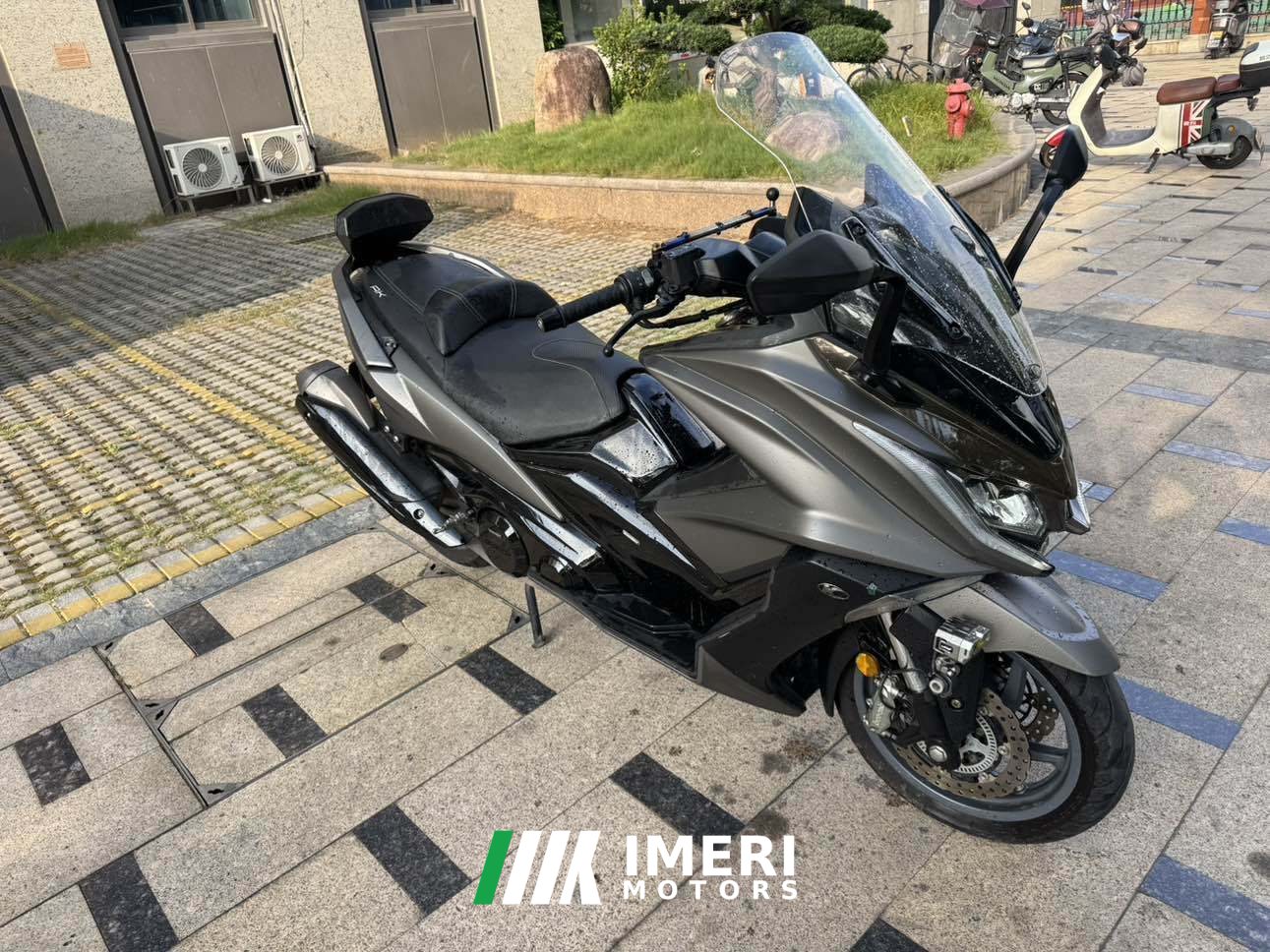 2021 KYMCO AK550