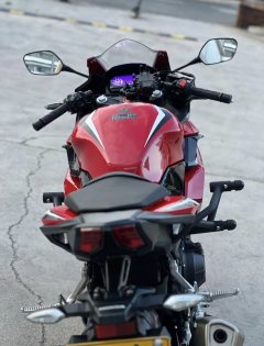 Honda CBR400R - photo 5
