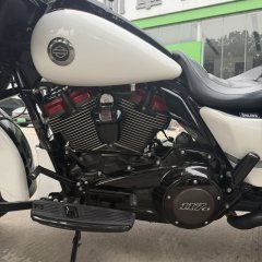 Harley-Davidson Street Glide 1923 cc - ფოტო 11