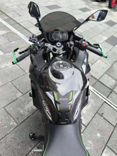 Kawasaki Ninja 400 - ფოტო 4