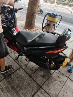 Yamaha XMAX 300 cc - ფოტო 4