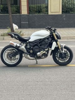 Benelli 752S 750 cc - ფოტო 4