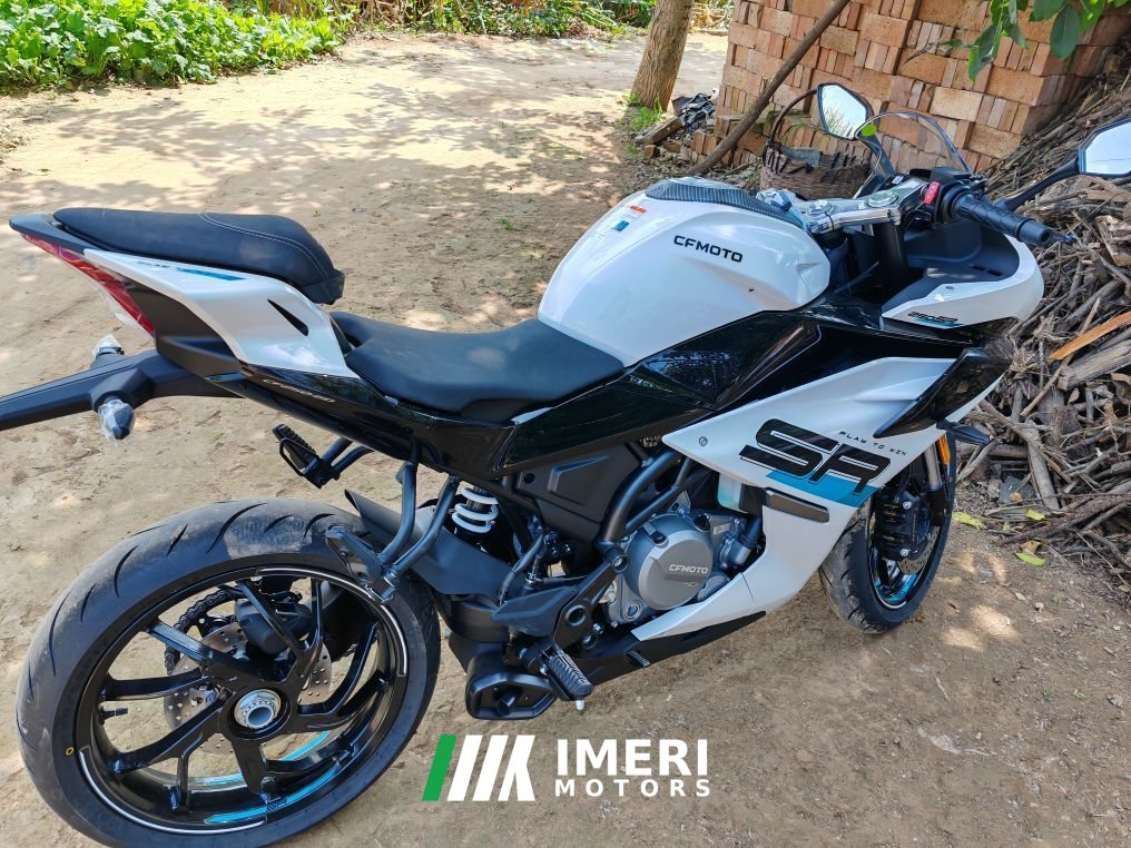 2023 CFMOTO 250SR