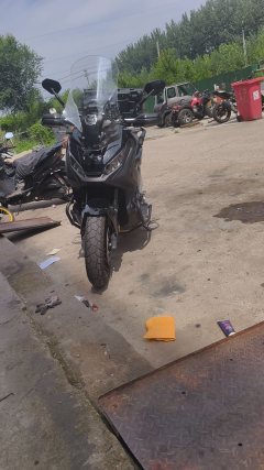 Honda X-ADV 750 - ფოტო 2