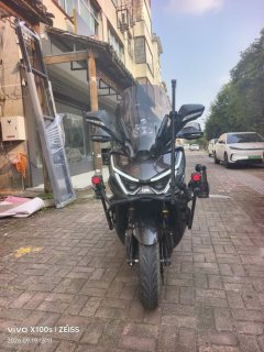 SYM Cruisym 400 - ფოტო 1